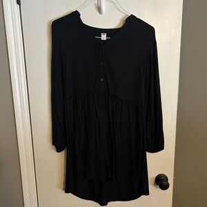 Old Navy Black V-Neck Dress